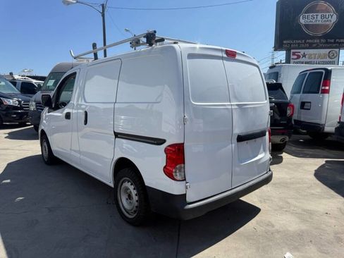 Used 2021 Nissan NV200 S image 5