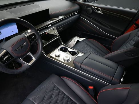 Used 2025 Genesis GV80 3.5T e-SC image 22