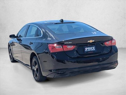 Used 2021 Chevrolet Malibu LS image 7