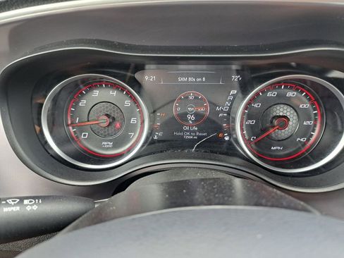 Used 2022 Dodge Charger SXT image 15