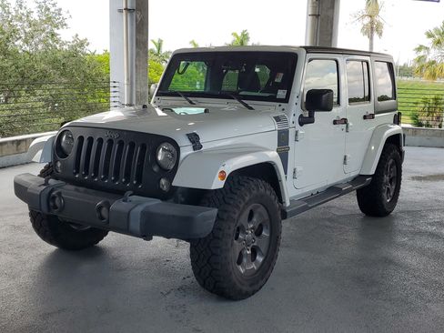 Used 2017 Jeep Wrangler Unlimited Sport AWD/4WD image 4