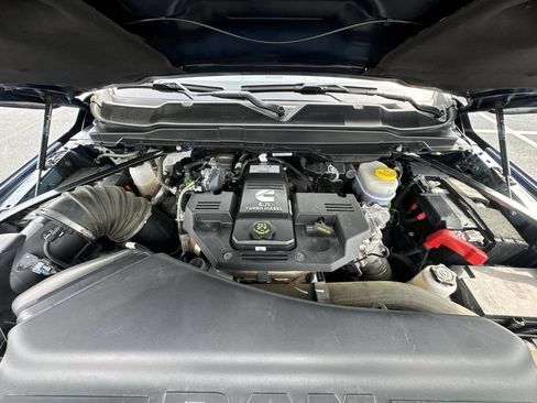 Used 2024 RAM 2500 Limited AWD/4WD image 26