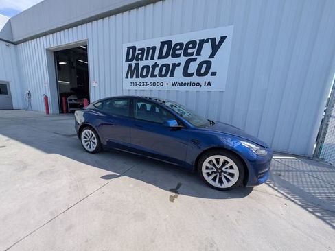 Used 2023 Tesla Model 3 Standard Range RWD image 30