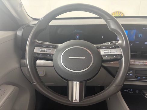 Used 2025 Hyundai Kona SEL AWD/4WD image 6