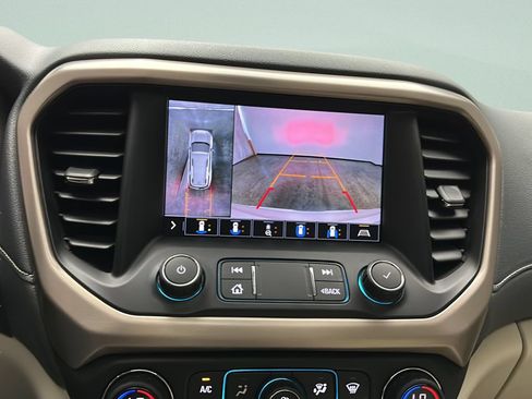 Used 2020 GMC Acadia Denali w/ LPO, 'HIT The Road' Package AWD/4WD image 34