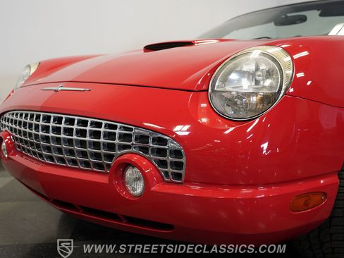 Used 2002 Ford Thunderbird image 31