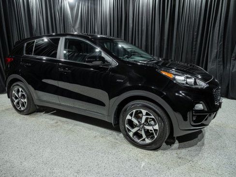 Used 2022 Kia Sportage LX AWD/4WD image 3
