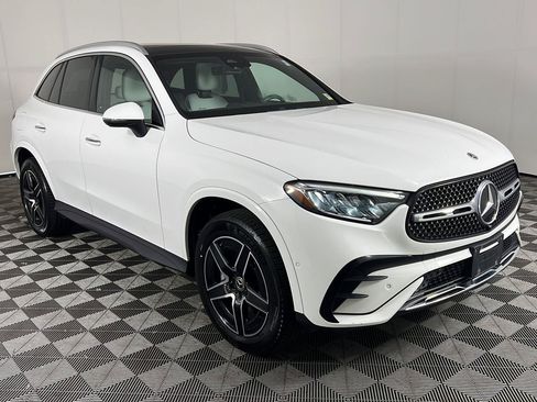 Used 2023 Mercedes-Benz GLC 300 4MATIC image 22