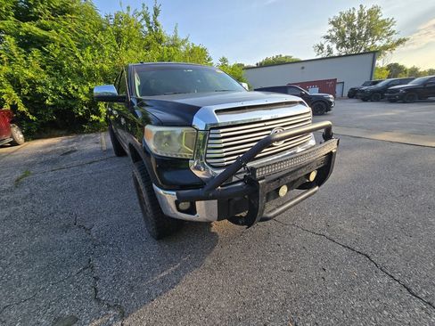 Used 2014 Toyota Tundra Limited w/ TRD Off Road Package AWD/4WD image 11