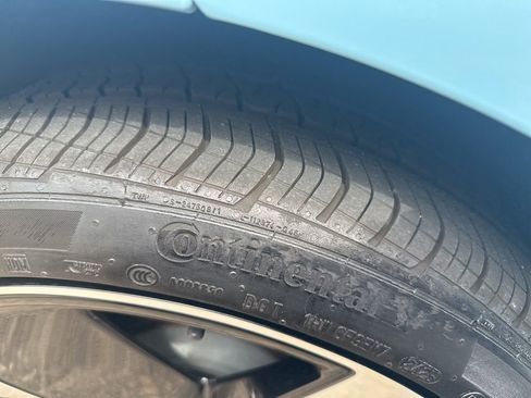 Used 2020 Porsche Taycan 4S AWD/4WD image 14
