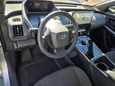 Used 2024 Toyota bZ4X XLE w/ Weather Package image 13