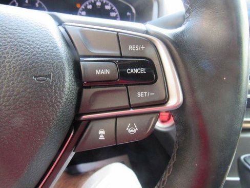 Used 2020 Honda Accord Sport image 32