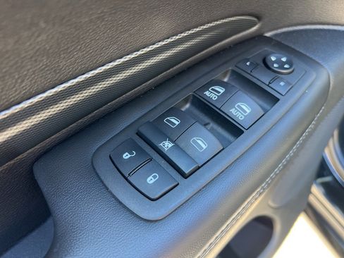 Used 2022 Dodge Durango GT image 11