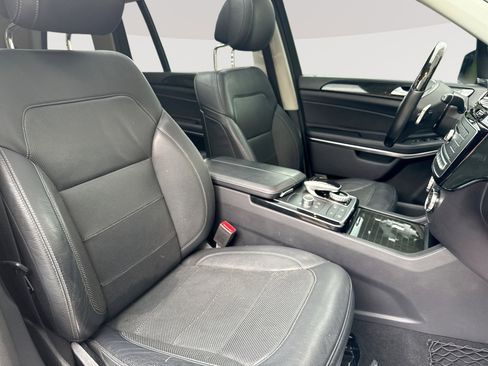 Used 2018 Mercedes-Benz GLS 550 4MATIC image 28