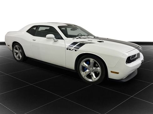 Used 2013 Dodge Challenger R/T Plus image 7