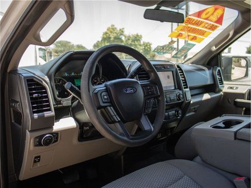 Used 2020 Ford F150 XLT AWD/4WD image 2