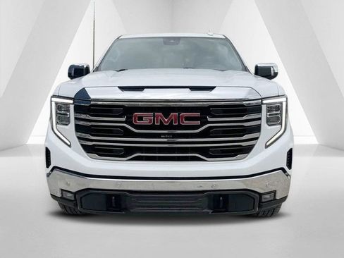 Used 2022 GMC Sierra 1500 SLT w/ SLT Premium Plus Package image 2