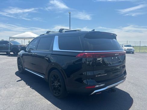 Used 2022 Kia Carnival SX FWD image 5