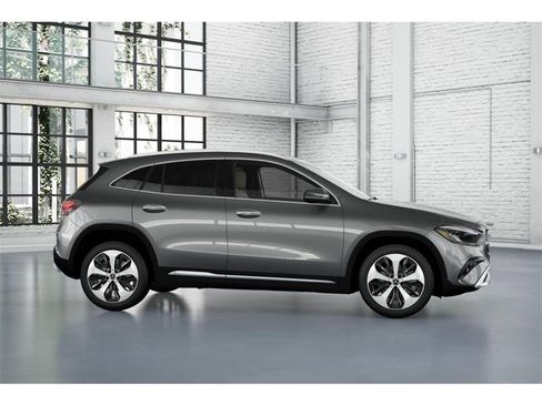 New 2026 Mercedes-Benz GLA 250 4MATIC image 15