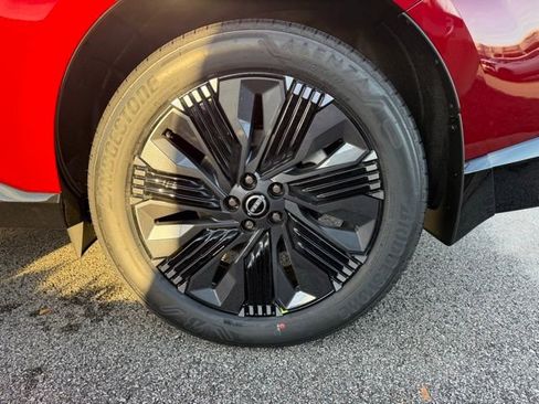 New 2026 Nissan Murano Platinum image 13