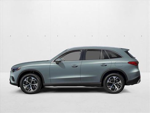 New 2026 Mercedes-Benz GLC 350e GLC 350e image 3