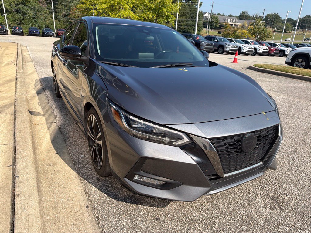 Used 2022 Nissan Sentra SR w/ SR Premium Package FWD image 4