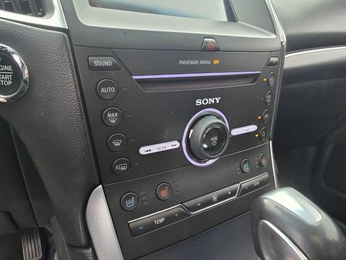 Used 2016 Ford Edge Titanium w/ Equipment Group 301A image 22