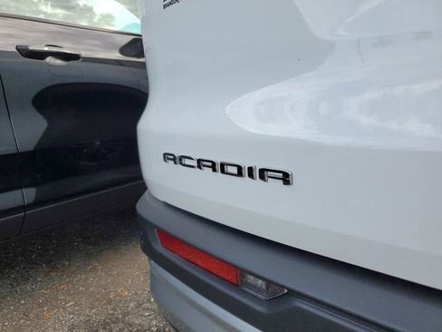 New 2026 GMC Acadia Elevation FWD image 8