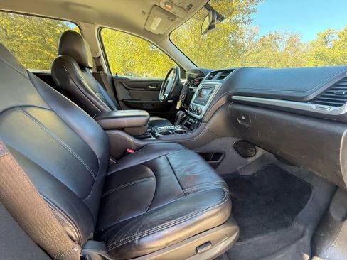 Used 2013 GMC Acadia SLT image 20