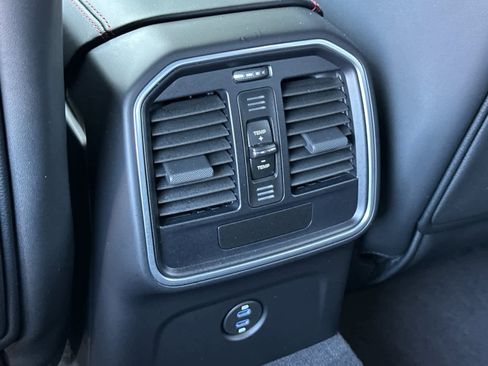 Certified 2026 Porsche Macan GTS AWD/4WD image 14