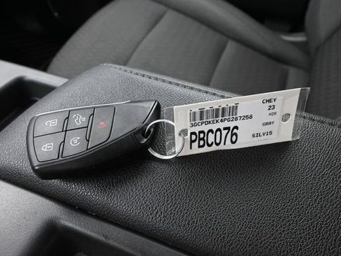 Used 2023 Chevrolet Silverado 1500 LT AWD/4WD image 43