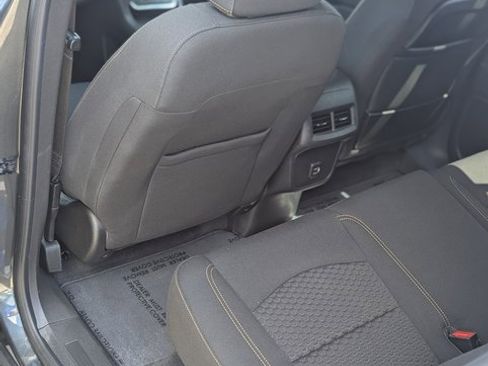 Used 2021 GMC Terrain SLE w/ Driver Convenience Package image 12