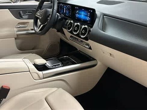 Used 2022 Mercedes-Benz GLA 250 GLA 250 image 45