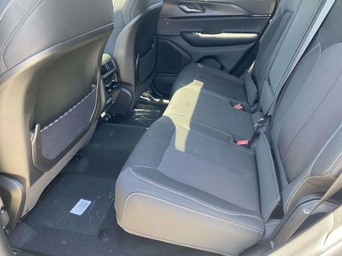 New 2026 Jeep Grand Cherokee Laredo X RWD image 39