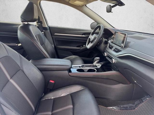 Used 2025 Nissan Altima 2.5 SR AWD/4WD image 22