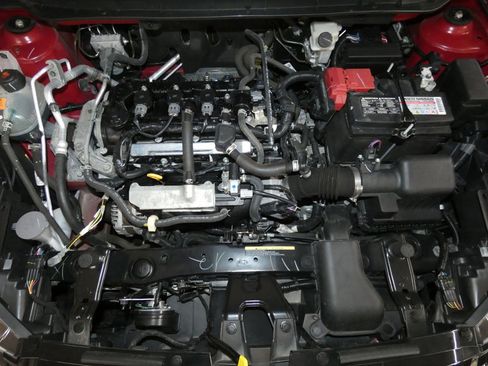 Used 2023 Nissan Kicks SR image 24