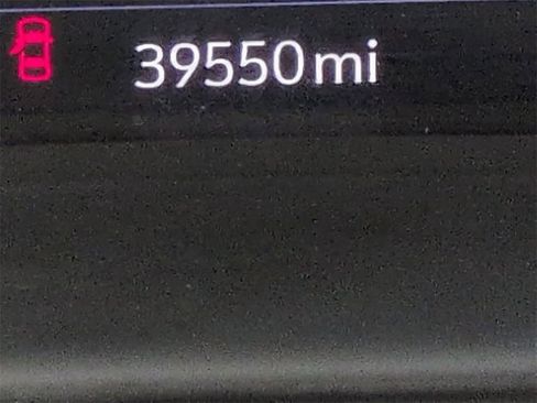 Certified 2021 Buick Envision Avenir w/ Technology Package II image 11