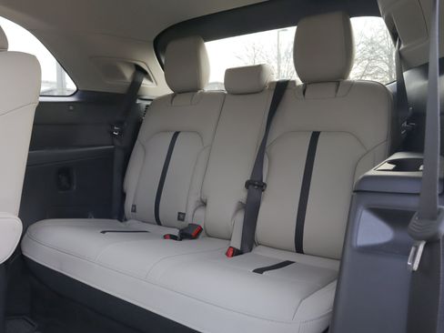 Certified 2024 MAZDA CX-90 Plug-In Hybrid w/ Premium Plus image 10