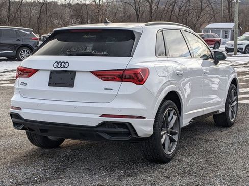 Used 2025 Audi Q3 2.0T Premium w/ Convenience Package image 2