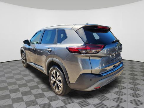 Certified 2022 Nissan Rogue SV w/ SV Premium Package AWD/4WD image 3
