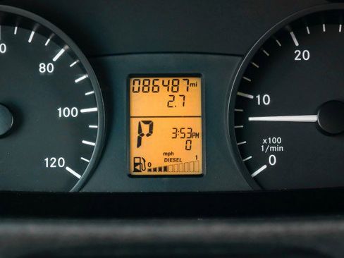 Used 2013 Mercedes-Benz Sprinter 3500 image 15