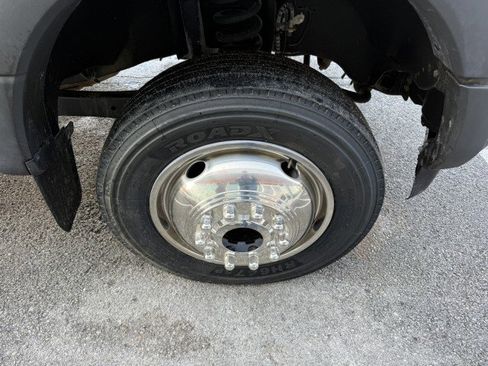 Used 2019 Ford F550 XL image 6