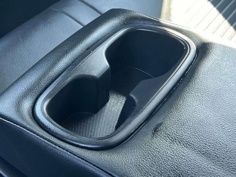 Used 2023 Toyota Camry SE image 17