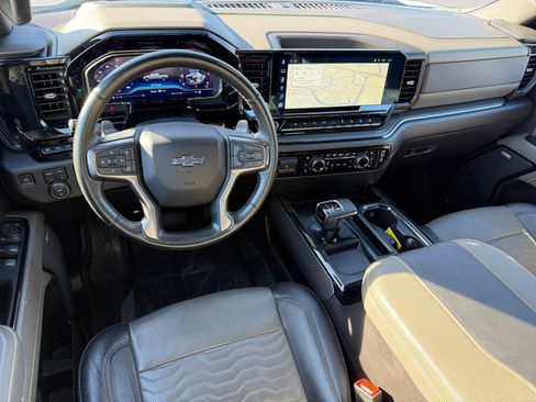 Used 2024 Chevrolet Silverado 1500 ZR2 w/ Technology Package image 15