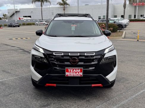 New 2026 Nissan Rogue SV AWD/4WD image 3