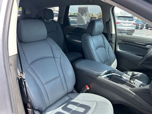 Used 2020 Buick Enclave Premium w/ Surround and Sites Package AWD/4WD image 37