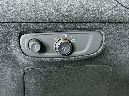 Used 2025 Buick Encore GX Preferred image 17