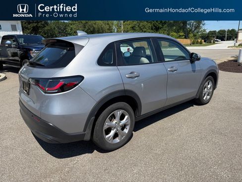 Used 2025 Honda HR-V LX image 6