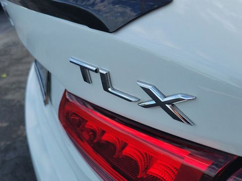 Certified 2018 Acura TLX V6 w/ Technology Package image 8