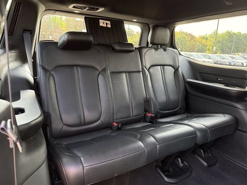 Used 2022 Jeep Wagoneer Series III w/ Flexible Seating Group RWD image 17